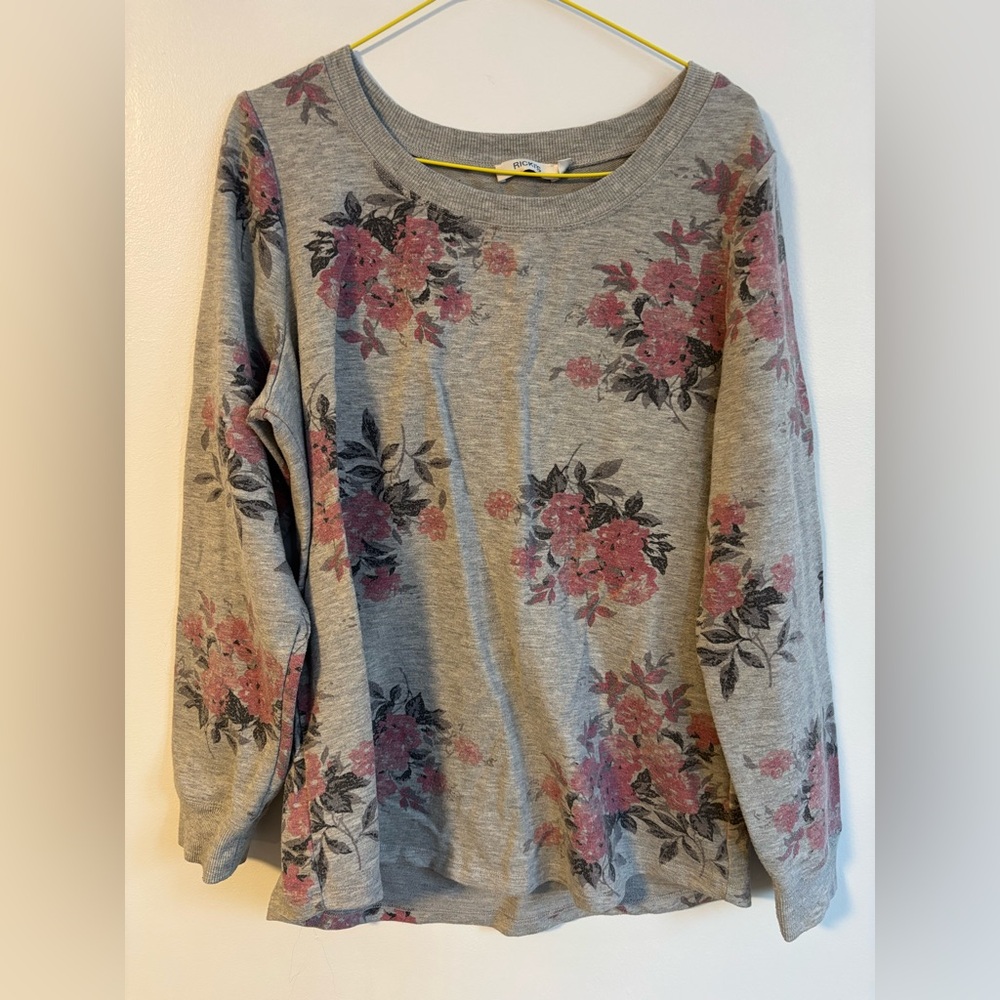 Ricki’s Floral Long Sleeve Crewneck Sweater Heather Gray Size Medium